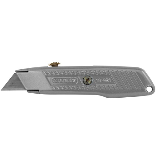 INTERLOCK RETRACTABLE KNIFE